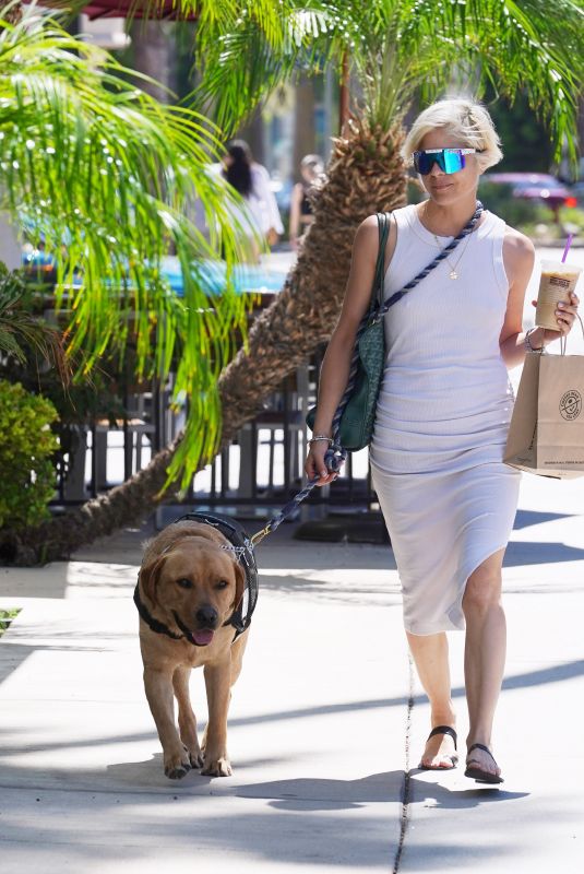 SELMA BLAIR Out for Iced Coffee with Her Service Dog in Los Angeles 08/05/2022