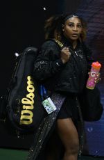 SERENA WILLIAMS Arrives on the Court at 2022 US Open Tennis in Flushing Queens 08/29/2022