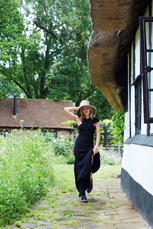 SIENNA MILLER for Architectural Digest, August 2022
