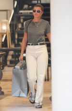 SOFIA RICHIE Shopping at Geary