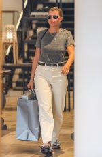 SOFIA RICHIE Shopping at Geary