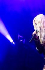 TAYLOR MOMSEN in Sunray Magazine, August 2022