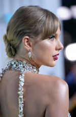 TAYLOR SWIFT at 2022 MTV VMA