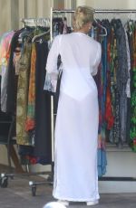 YOLANDA HADID Out Shopping at Vitamin Barn in Malibu 08/21/2022