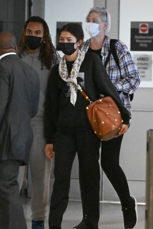 ZENDAYA Arrives at JFK Airport in New York 08/29/2022