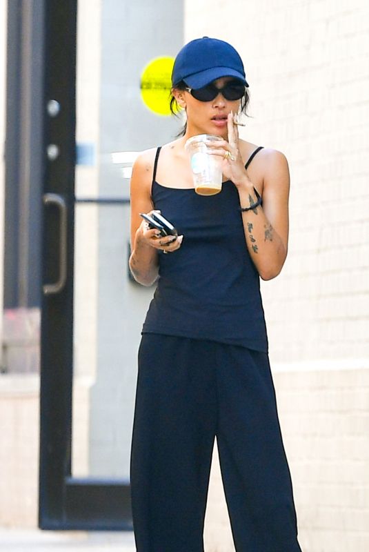 ZOE KRAVITZ Out Smoking in New York 08/24/2022