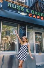 ZOEY DEUTCH for Thrillist, August 2022