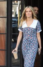 ZOEY DEUTCH Leaves Her Hotel in New York 08/04/2022