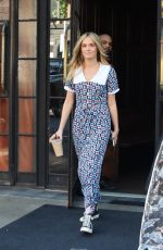 ZOEY DEUTCH Leaves Her Hotel in New York 08/04/2022