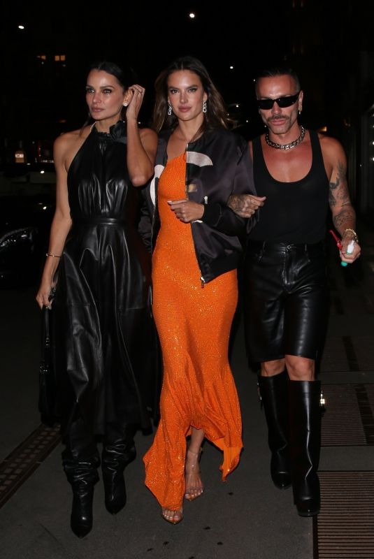 ALESSANDRA AMBROSIO Night Out with Friends at Milan Fashion Week 09/22/2022