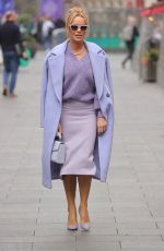 AMANDA HOLDEN Arrives at Heart Radio in London 09/30/2022