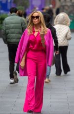 AMANDA HOLDEN Leaves Global Radio Studios in London 09/29/2022