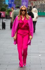 AMANDA HOLDEN Leaves Global Radio Studios in London 09/29/2022