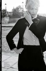 AMBER VALLETTA in Elle Magazine, France September 2022