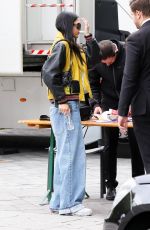 AMELIA HAMLIN Out and About at Milan Fashion Week 90/21/2022