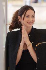 ANA DE ARMAS Arrives at Hotel Excelsior in Venice 09/08/2022