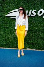 ANNE HATHAWAY at 2022 US Open Championship in New York 09/11/2022