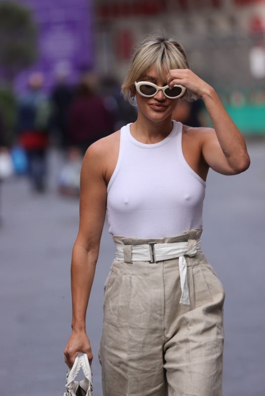 ASHLEY ROBERTS Leaves Heart Breakfast Show in London 09/08/2022