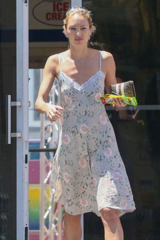 CANDICE SWANEPOEL Buys Snacks at a Gas Station in Miami Beach 09/01/2022