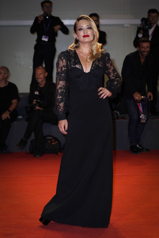 CAROLINA CRESTENCINI at The Whale and Filming Italy Best Movie Achievement Award at 79th Venice International Film Festival 09/04/2022