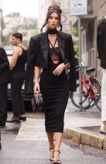 CINDY MELLO Arrives at Dolce & Gabbana Fashion Show in Milan 09/24/2022