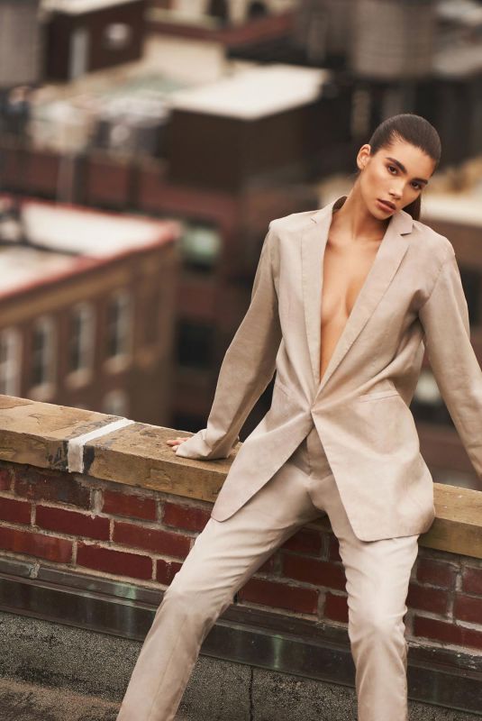 CINDY MELLO for Drew Veloric Fall 2022