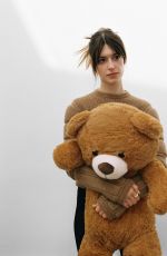 DAISY EDGAR-JONES for S Moda Magazine, September 2022