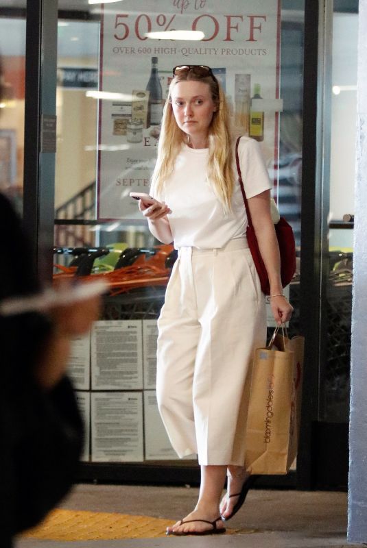 DAKOTA FANNING Out for Ice Cream in Los Angeles 08/30/2022