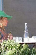 DENISE RICHARDS and Aaron Phypers Out for Lunch Date in Malibu 08/31/2022