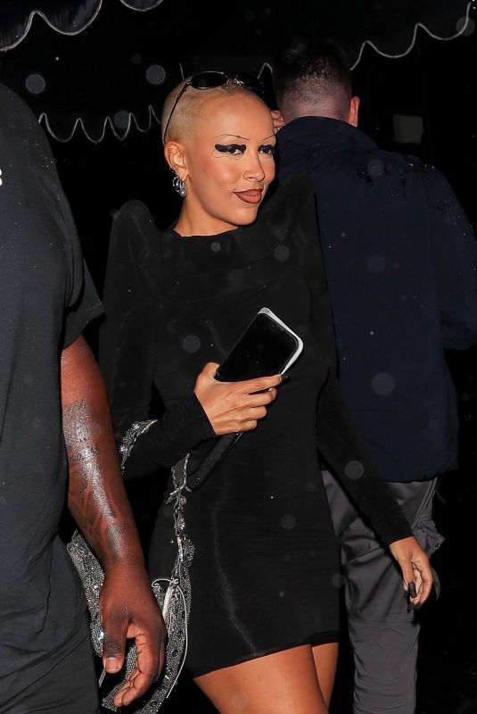 DOJA CAT Leaves Carbone in New York 09/12/2022