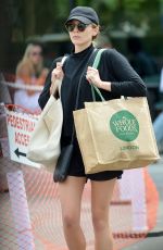 ELIZABETH OLSEN Out Shopping for Groceries in Los Angeles 09/14/2022