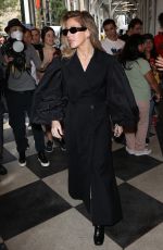 ELLIE GOULDING Arrives at a Fashion Show in New York 09/12/2022