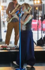 ELLIE GOULDING Rehearses Ahead of Her The One Show Appearance in London 09/02/2022