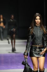 EMILY RATAJKOWSKI at Versace Runway Show at Milan Fashion Week 09/23/2022