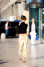 EMILY RATAJKOWSKI Out in Milan 09/22/2022