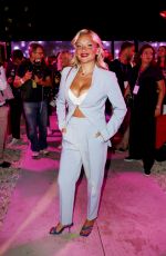 EVELYN BURDECKI at Lascana Fashion Boat Week 09/05/2022
