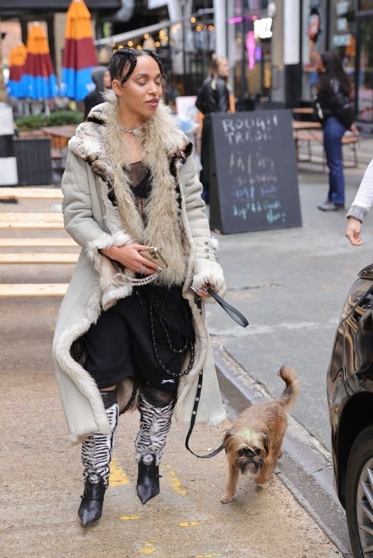 FKA TWIGS Out with her Dog in London 09/27/2022