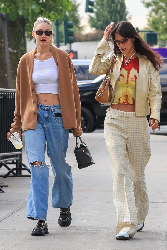 GIGI and BELLA HADID Arrives at Vogue Event at NYFW in New York 09/12/2022