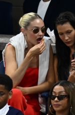 GIGI and BELLA HADID at US Open in Queens in New York 08/31/2022