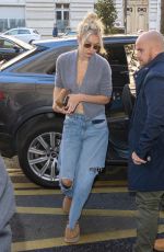 GIGI HADID Arrives at Her Hotel in Paris 09/30/2022