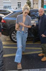 GIGI HADID Arrives at Her Hotel in Paris 09/30/2022