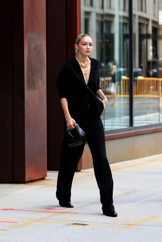GIGI HADID Heading to Tonight Show in New York 09/08/2022