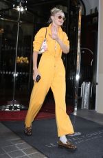 GIGI HADID Leaves Her Hotel in Paris 09/29/2022