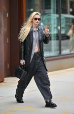 GIGI HADID Leaves Tom Ford Fashion Show in New York 09/14/2022