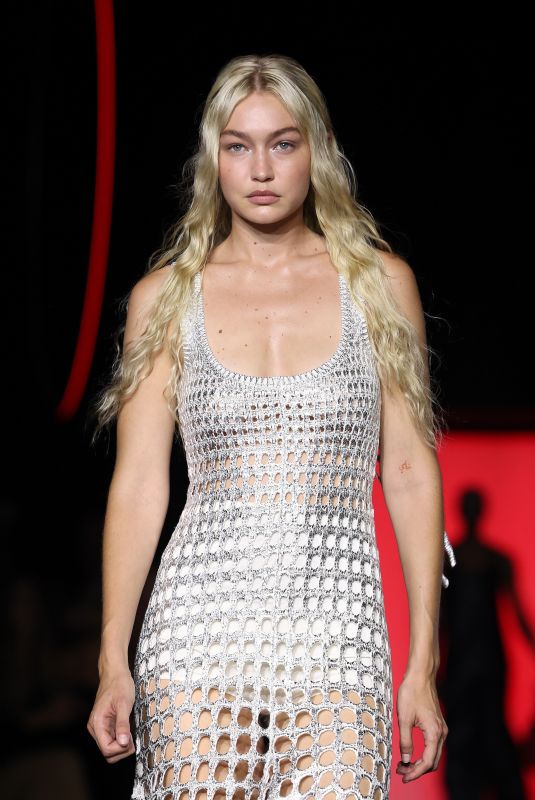 GIGI HADID Walks Runway at Chloe Show at Paris Fashion Week 09/29/2022