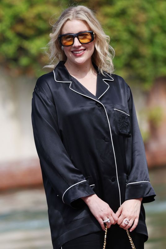 GRETA GERWIG Arrives at Excelsior Hotel at 79th Venice International Film Festival 09/01/2022