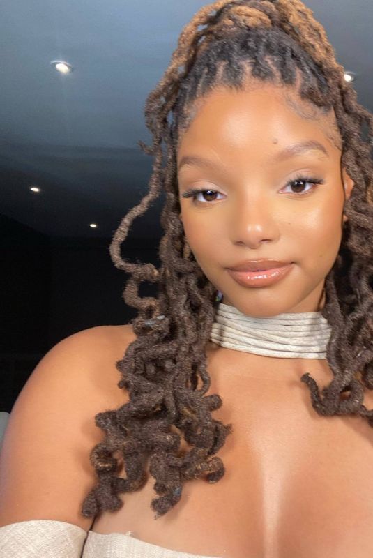 HALLE BAILEY - Instagram Photos 09/19/2022