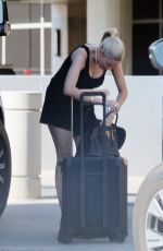 HEATHER RAE YOUNG Heading to Airport in Los Angeles 09/25/2022