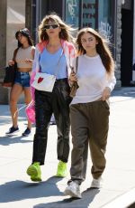 HEIDI and LENI KLUM Out and About in New York 09/09/2022