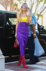HEIDI KLUM Arrives on the Set of AGT in Pasadena 09/13/2022